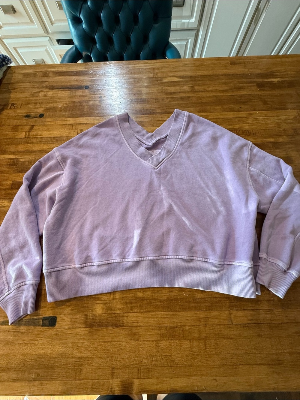aerie Lilac Cropped V-Neck Sweatshirt Sz Small (g23) - Picture 2 of 5